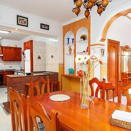 Casa Chiqui - Solo Familias Villa Conil De La Frontera Dış mekan fotoğraf
