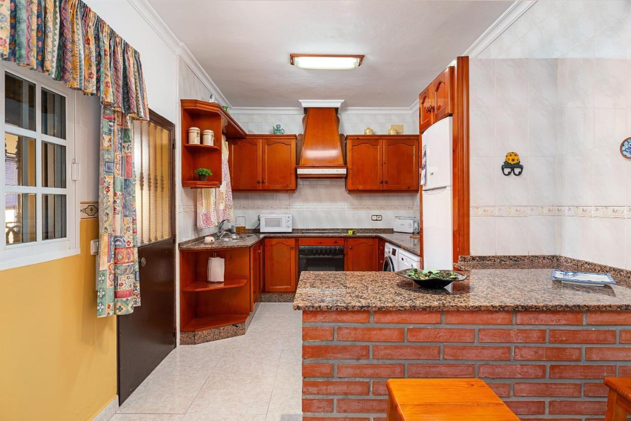 Casa Chiqui - Solo Familias Villa Conil De La Frontera Dış mekan fotoğraf